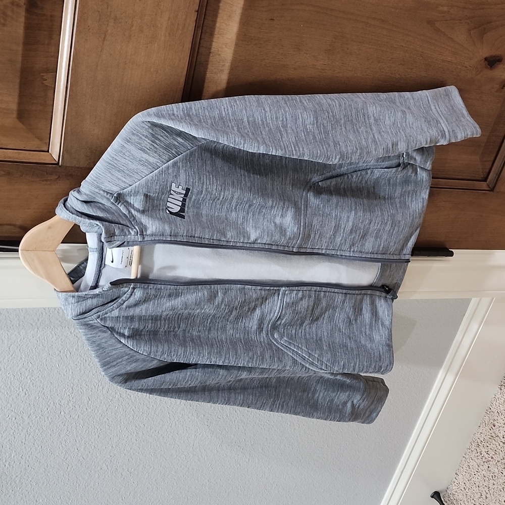 Nike boys sweater